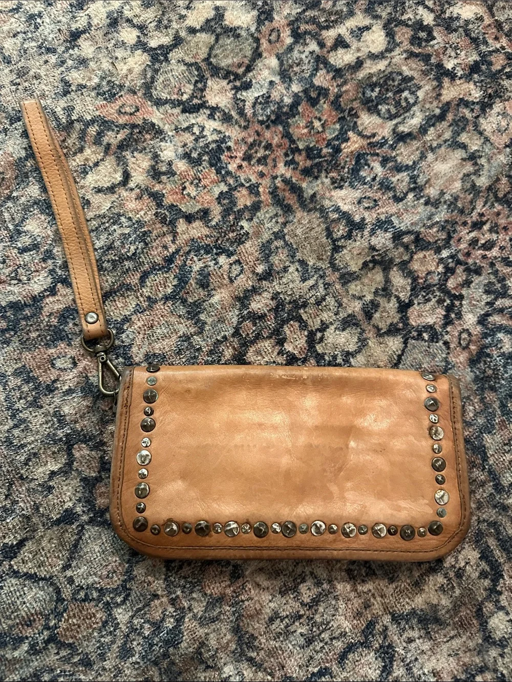 Viola Castellani classic tan